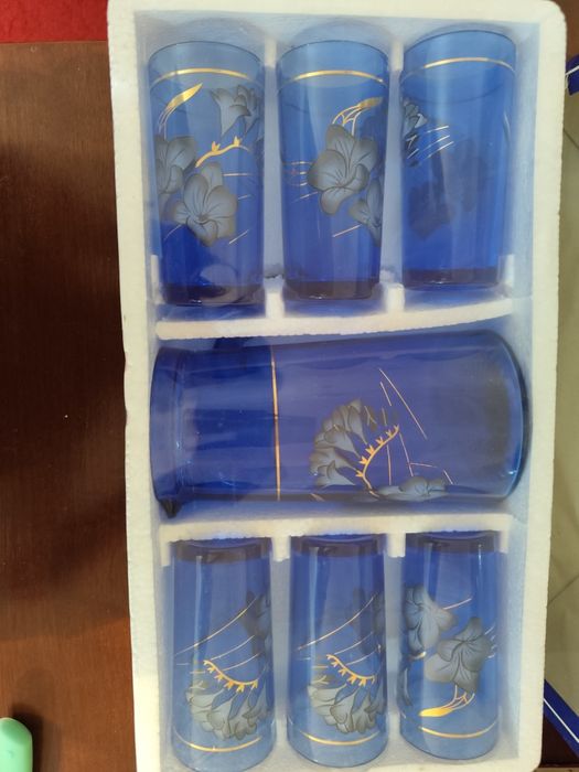 Продам набор стаканов и кувшин