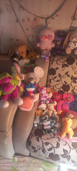 Продаются игрушки