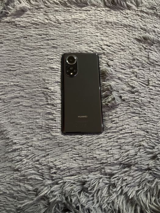 Телефон Huawei Nova 9