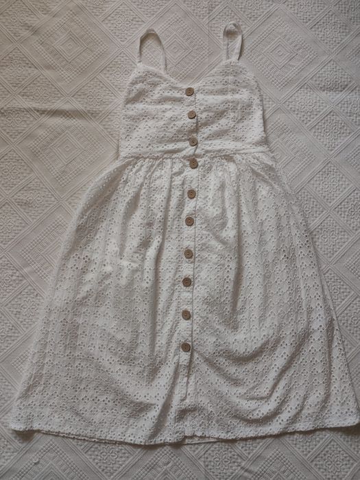 Rochie alba mărimea S de vara  cu nasturi, din bumbac, impecabila