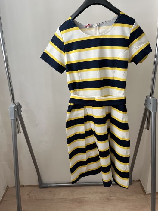 Раирана дамска рокля Рефлекс