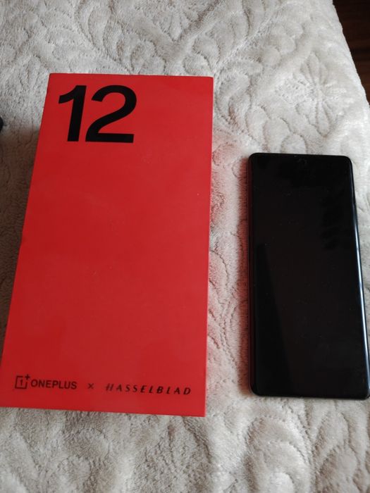 Oneplus 12 pro  impecabil