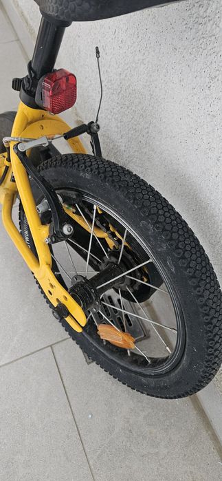 Bicicleta copii cu roti ajutătoare