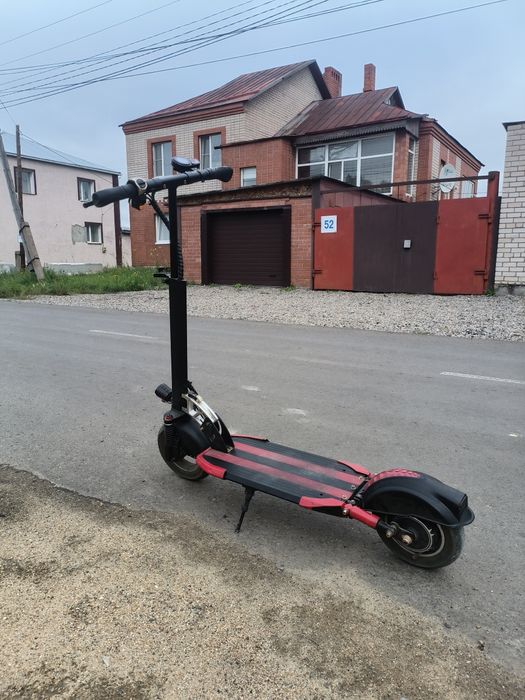Продам Электро самокат Kuga 4m