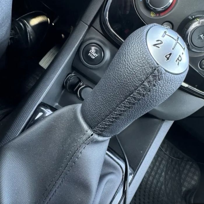 Nuca schimbator Logan