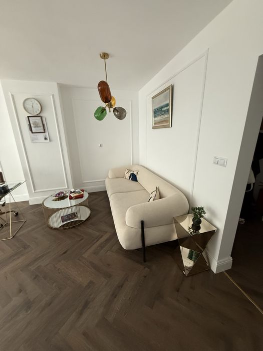 Ателие под наем в центъра, Бургас.В момента подходящо за офис.