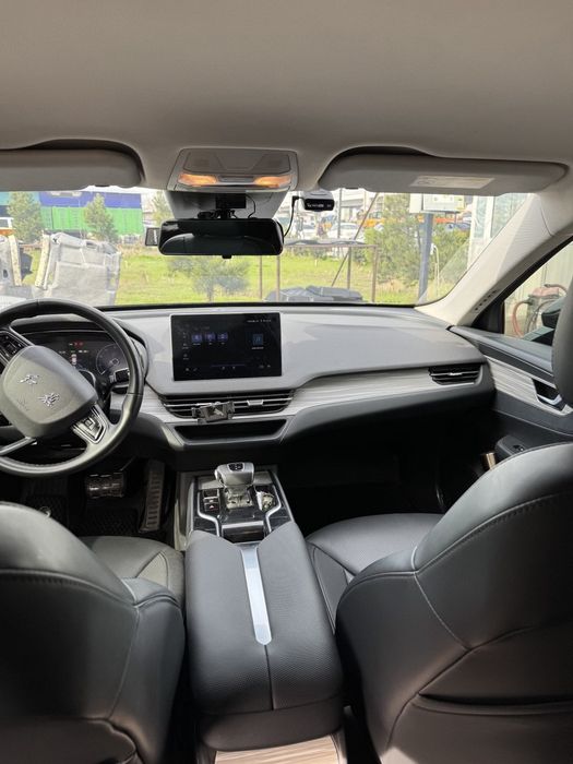 HONGQI E-QM5км 2024