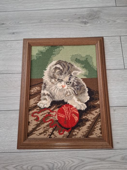 Vand Tablou/Goblen Vintage ,,Pisica cu Ghem"