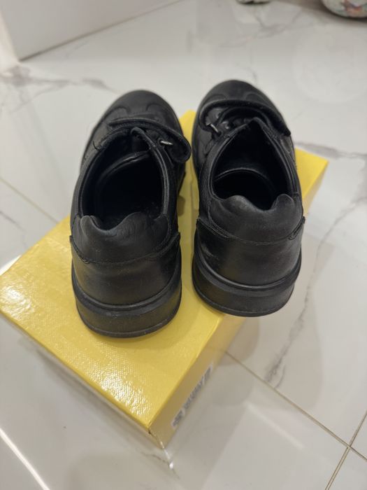 Кожаные кеды 34 размер