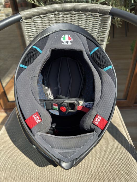 Kаска AGV Pista GP RR futuro carbonio forgiato