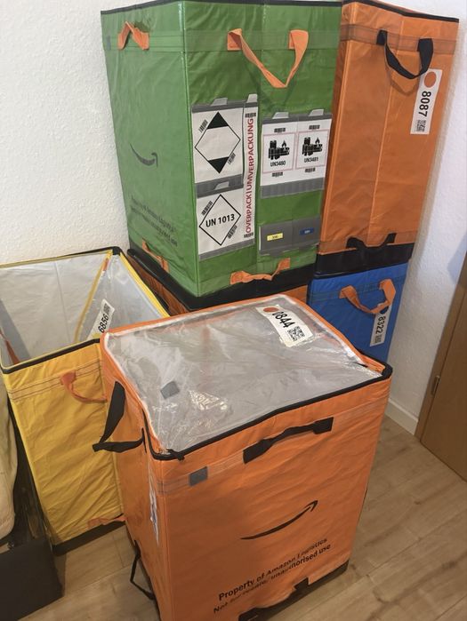 Vând saci Amazon