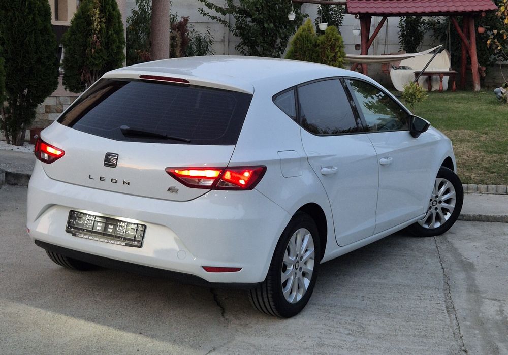 SEAT Leon 2015 — imagine 4