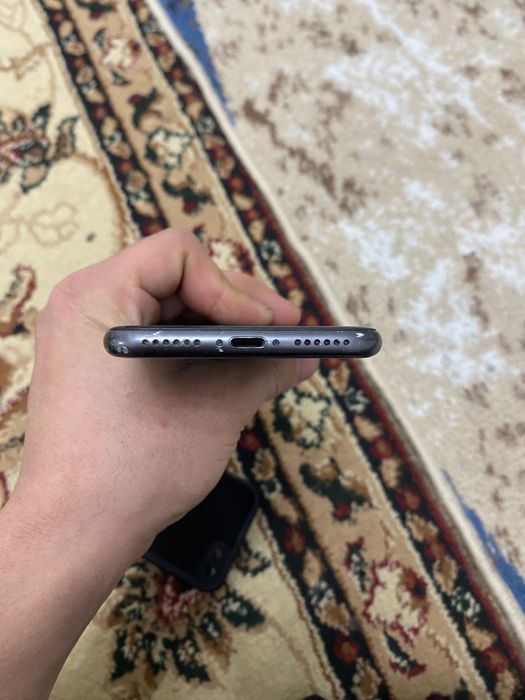 Айфон 8 сатылады