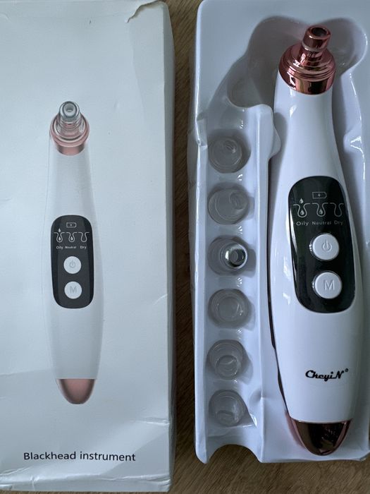 Aparat cu vacuum pentru indepartarea punctelor negre
