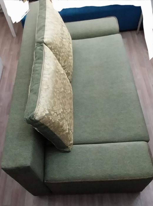 Срочно продам диван тахта