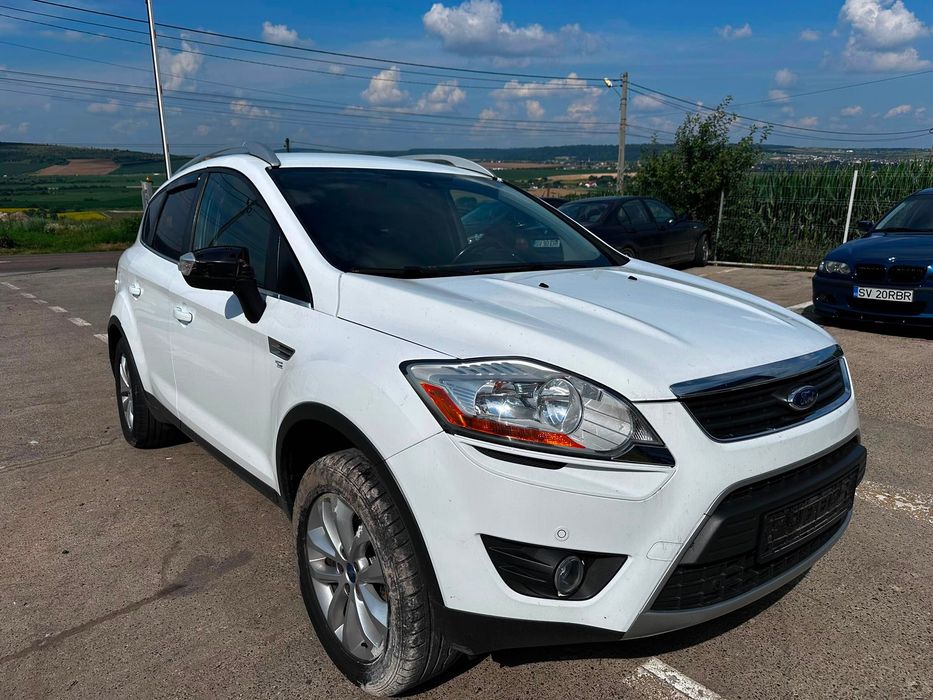 Dezmembrez Ford Kuga 2011 alba 2.0 tdci TXDA 4x4 volan stanga
