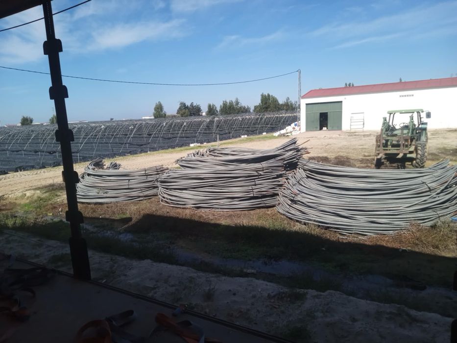 Vand arcade solar din teava galvanizata