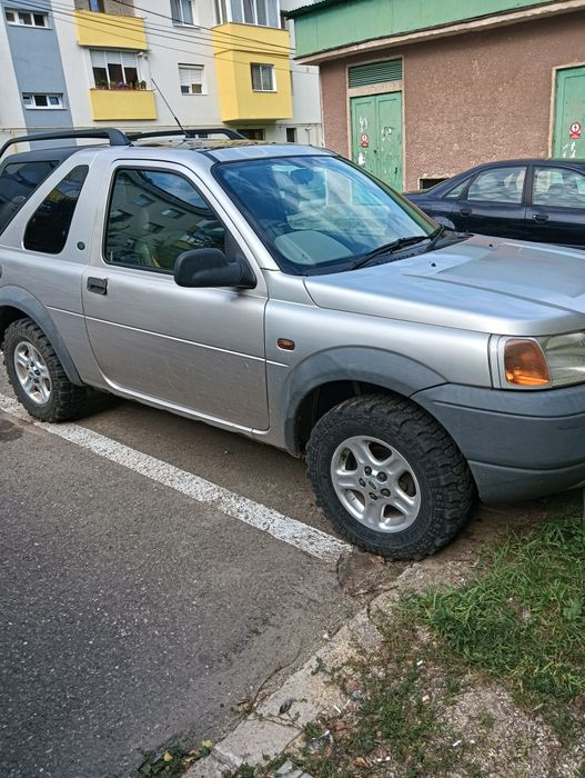 Vând Freelander 4x4