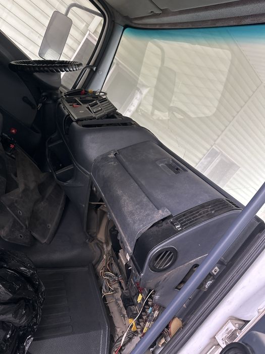 Запчасти на мерседес Атего815