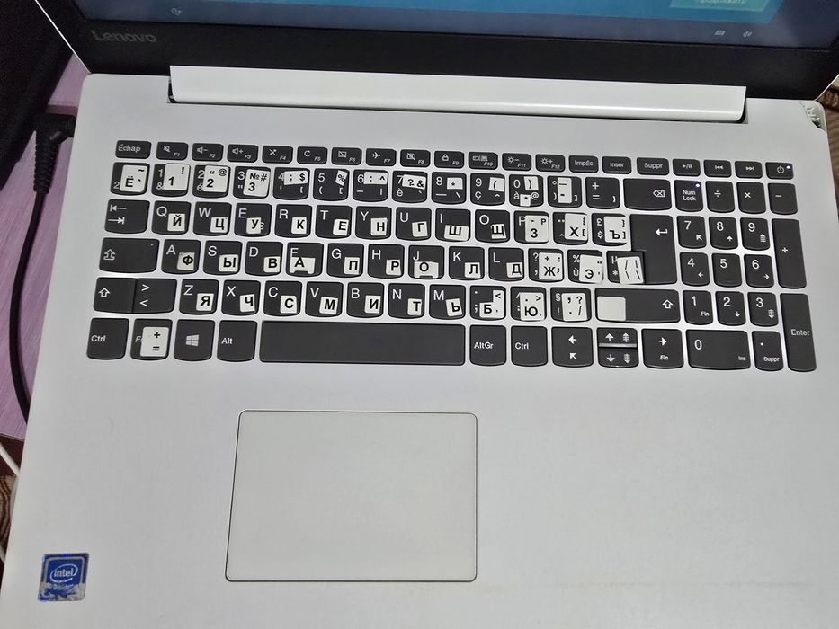 Lenovo IdeaPad 330-15IGM