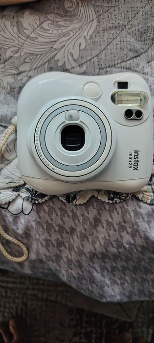 Фотоаппарат Instax mini25