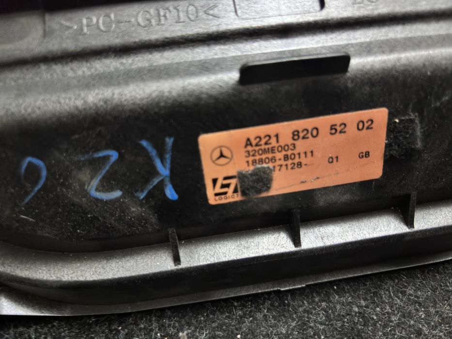 Продам сабвуфер мерс 221