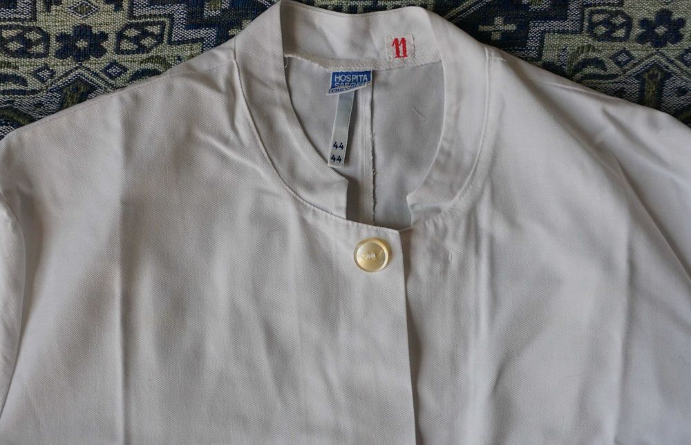 Медицински престилки, панталон и кепе