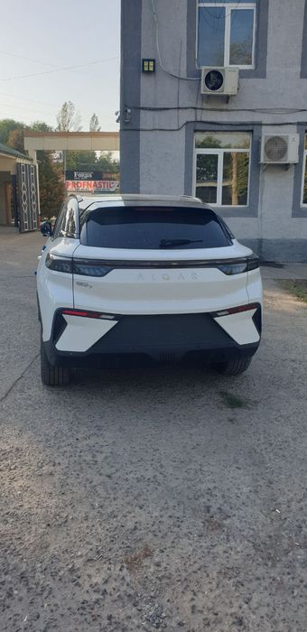 Продаётся электромобиль