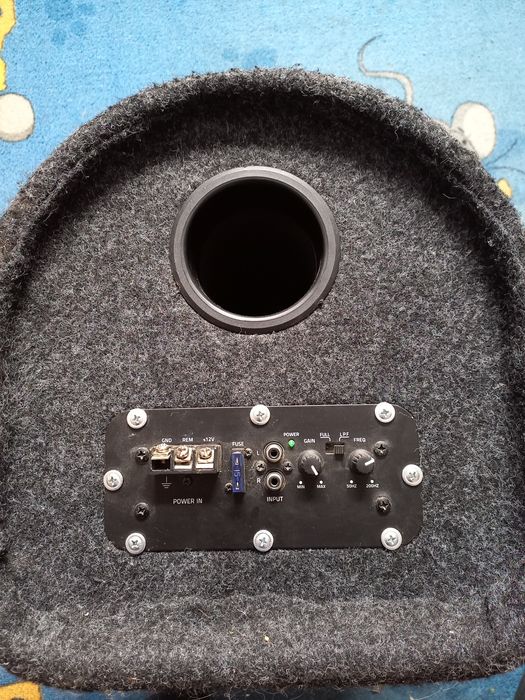 Продам саббуфер 20к