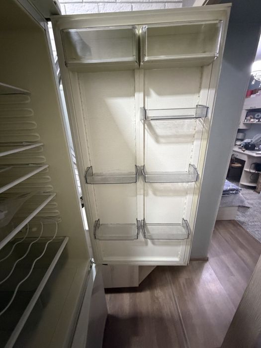 Продам холодильник Атлант