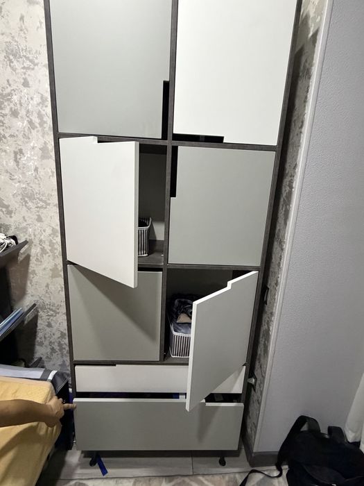 Продам тумбочку под теоевизор