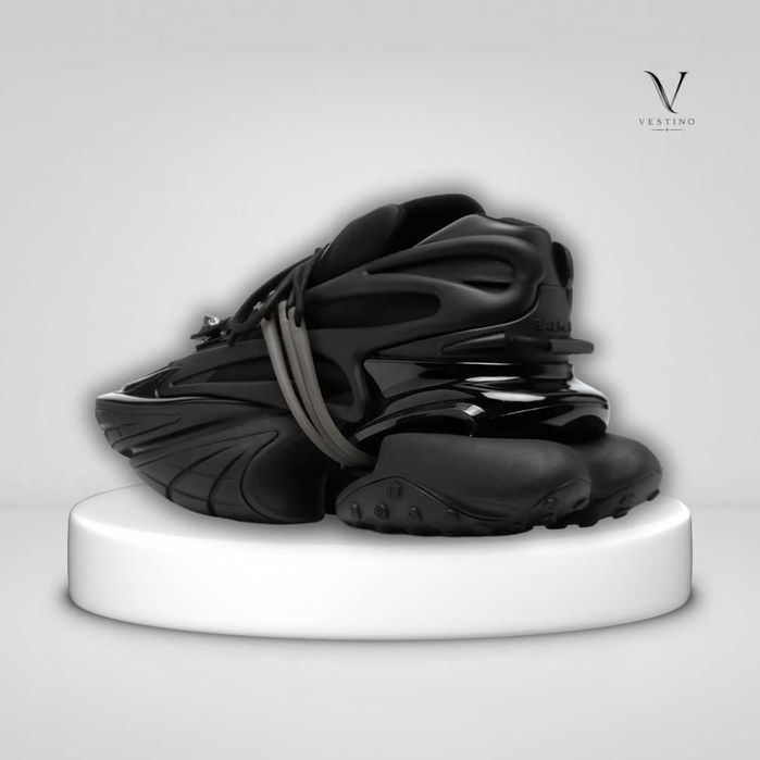 Balmain Unicorn Black • Vestino • Livrare rapida