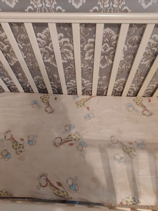 Детская кровать-манеж