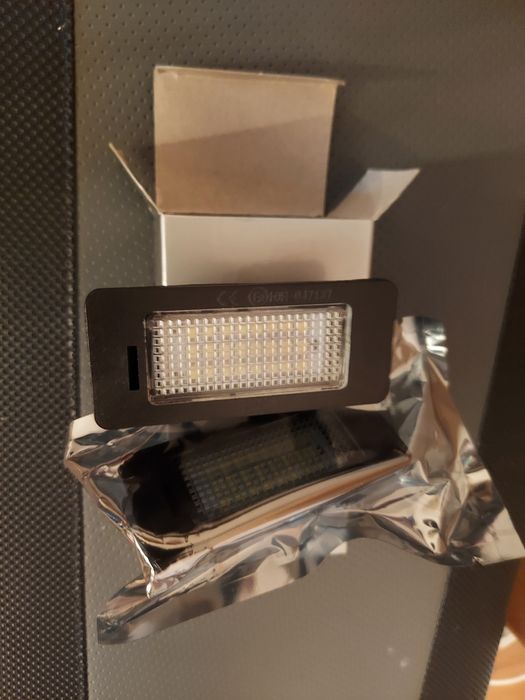 Светодиодная подсветка номера на BMW e71,e70,f15,f16,e60. Бмв X5,X6,X4