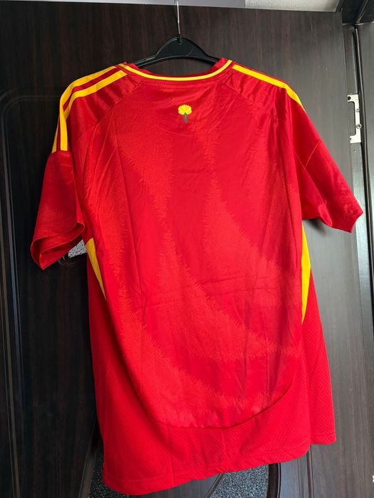 Tricou de fotbal cu Echipa Spania Vand Urgent!!