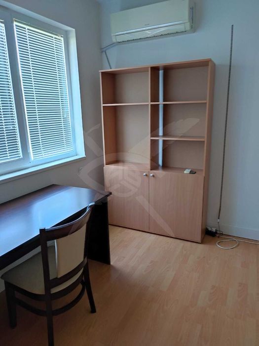 Дава се под наем Тристаен апартамент в Пловдив, Централна гара - 137 кв.м за 698.19 € - Снимка #3