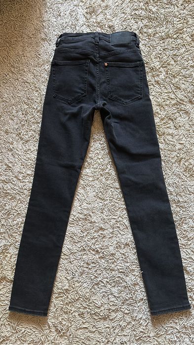 Джинсы H&M (EUR 34)