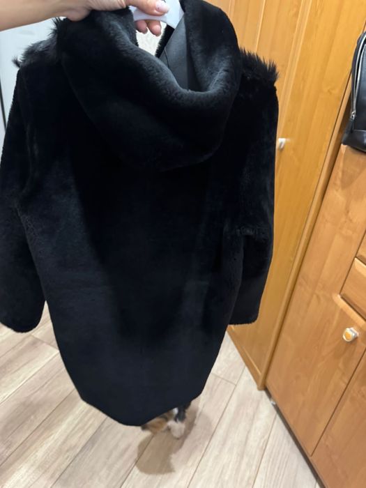 Продаю детскую дубленку