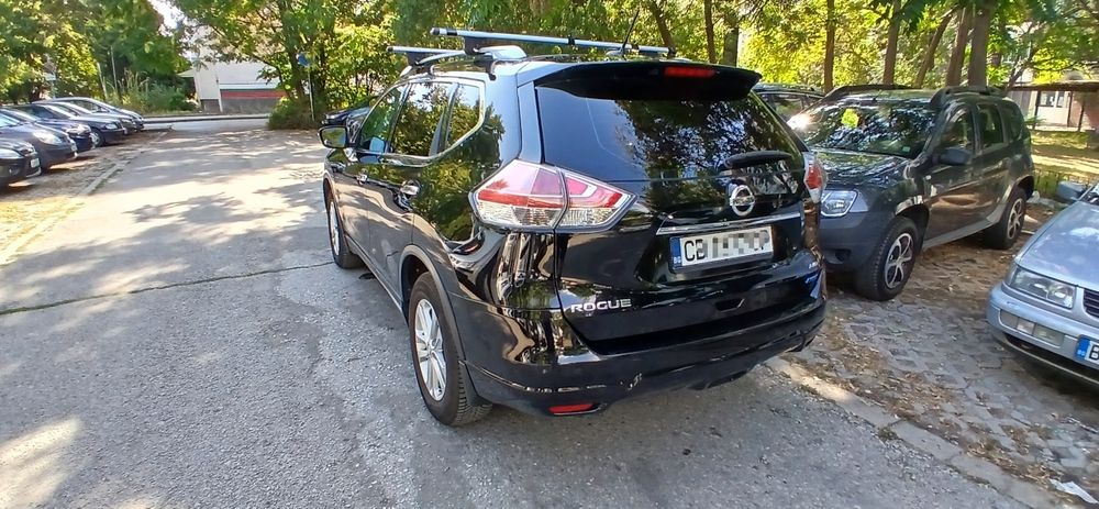 Nissan rouge 2.5 с газ
