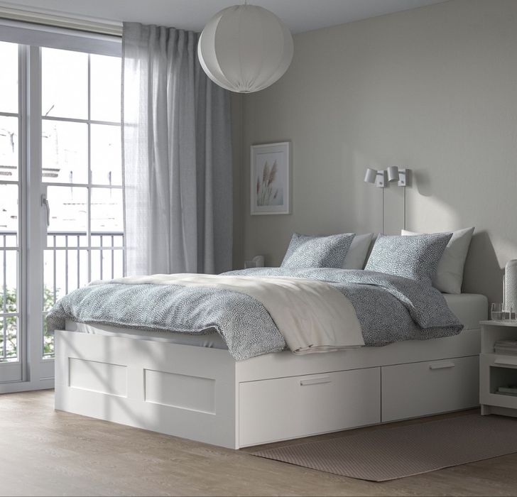 IKEA BRIMNES легло 160x200 с матрак – почти ново ( само 4 месец)