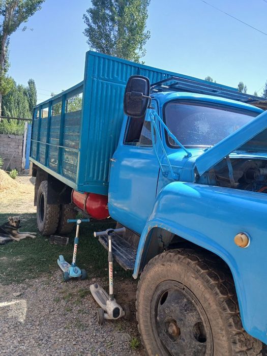 Gaz53 sotiladi.81yil
