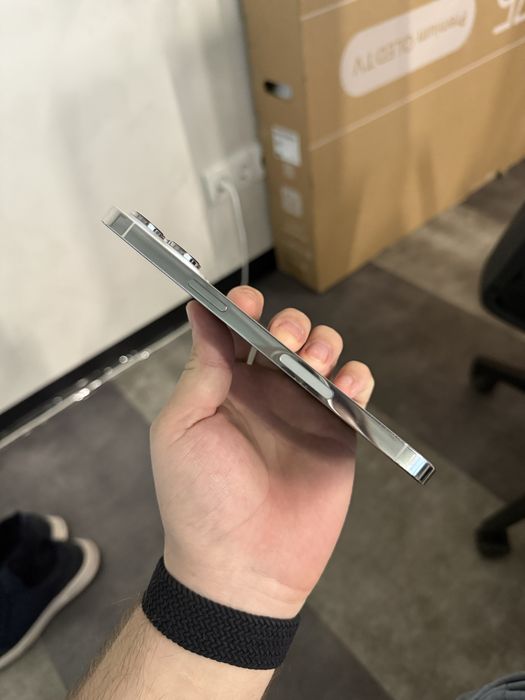 Iphone 14 pro max Esim white