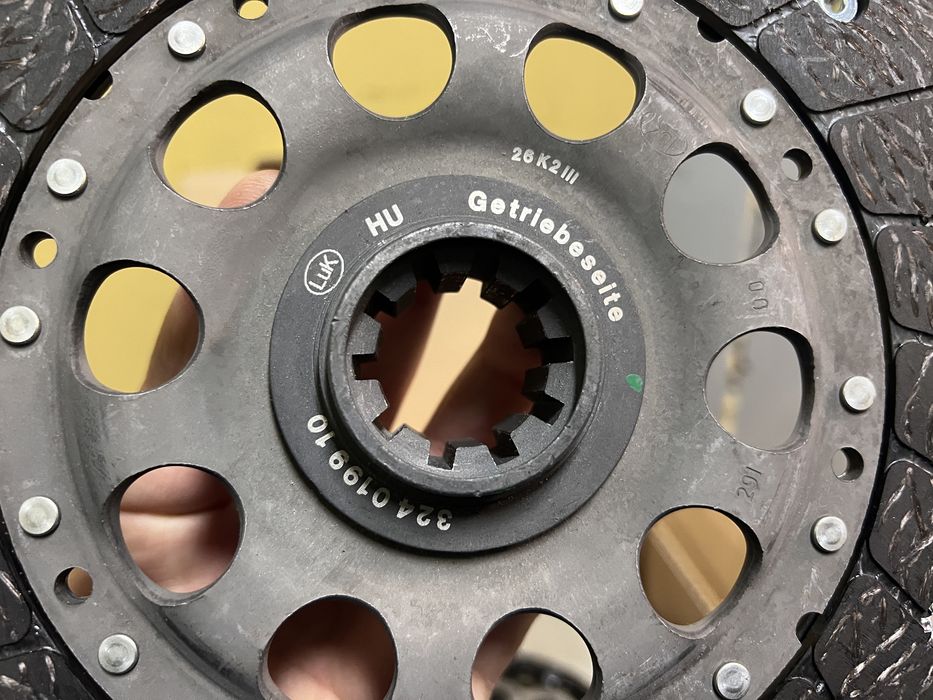 Нов съединител комплект за Bmw E46 330d-184кс/320d-150кс и 330XD 184кс