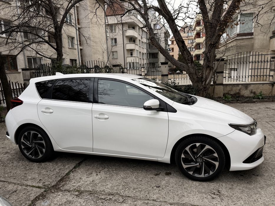 Toyota Auris 1.8i Hybrid 2017