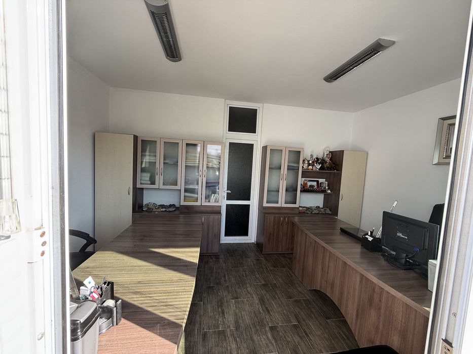 Дава се под наем Офис в к.к. Дюни - 20 кв.м за 229.5 € - Снимка #4