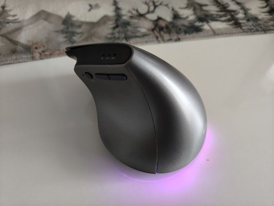 Вертикална мишка HAMA EMW-700