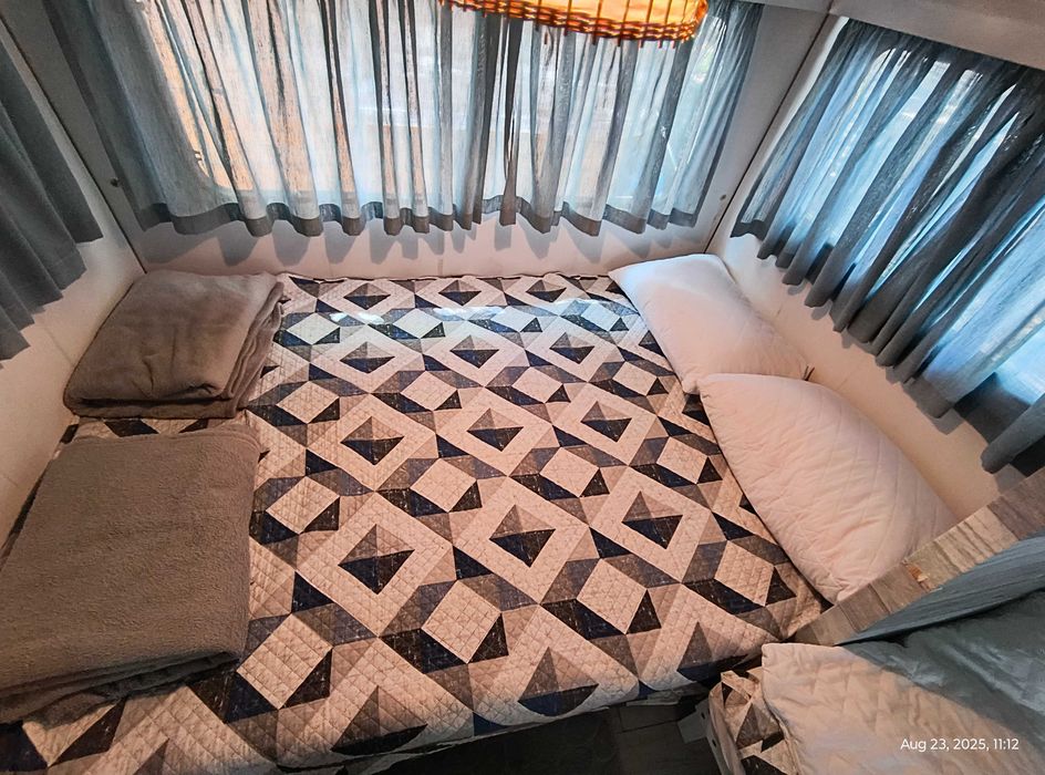 Готово кътче на морето – стационарна каравана - къмпинг Якото Място