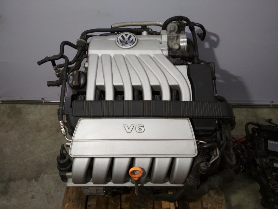 Двигатель AXZ от VW 3,2 Passat