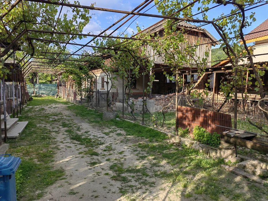 Casa de vanzare comuna Hurezani