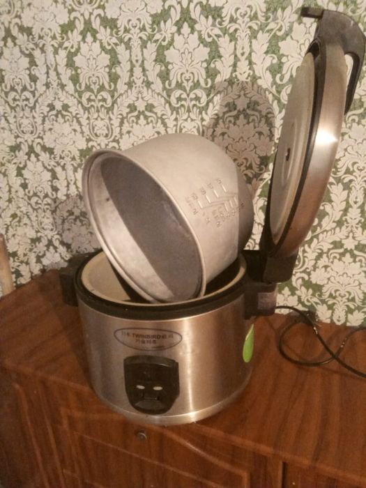 Продам рисоварку